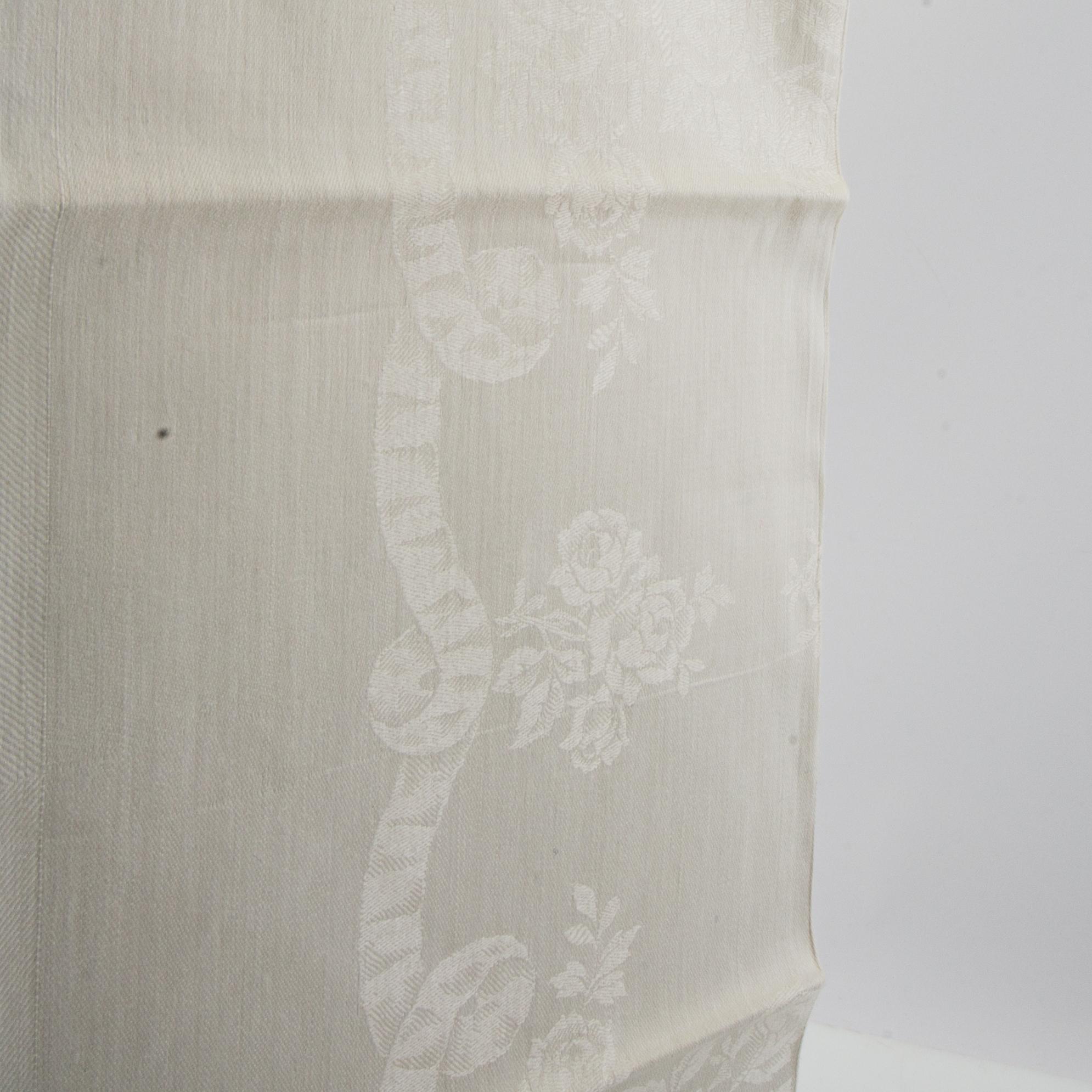 Napkins 12 pcs and 6 pcs damask early 20th century.