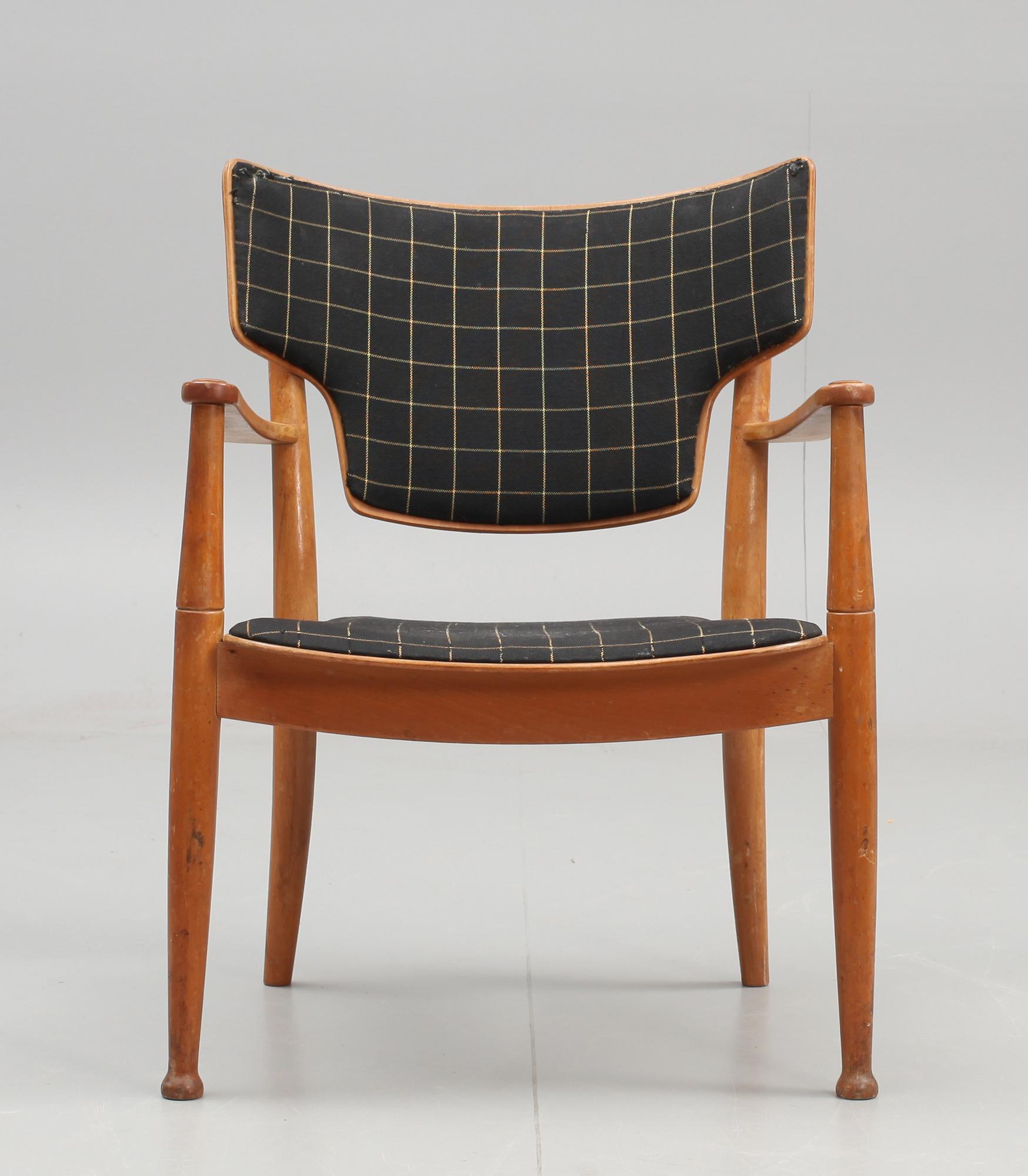 KARMSTOL, 1900-talets mitt. Danmark trol. Peter Hvidt.