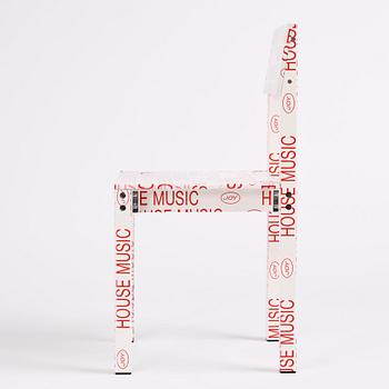 Fredrik Paulsen, a unique chair, "Chair One, Knuckles Chuckles", JOY, 2024.