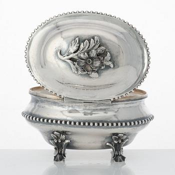 Anders Schotte, sockerskrin, silver, Uddevalla 1787. Rokoko.