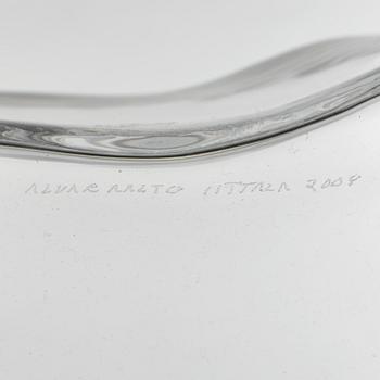 ALVAR AALTO, a "Savoy" glass bowl, Iittala 2008. Signed.