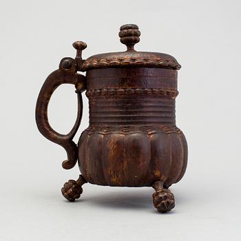 A norwegian wood drinking tankard 18/19th century.