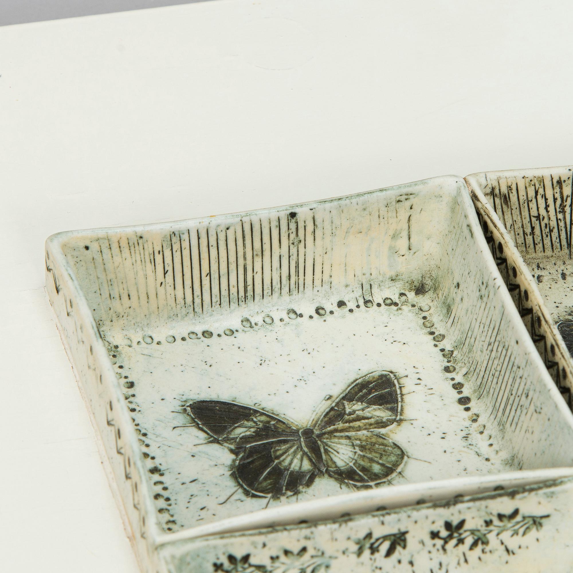 Rut Bryk, seinäreliefi, kivitavaraa, ei signeerattu.