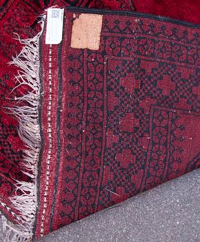 MATTA, Afghan. Ca 293 x 185 cm.