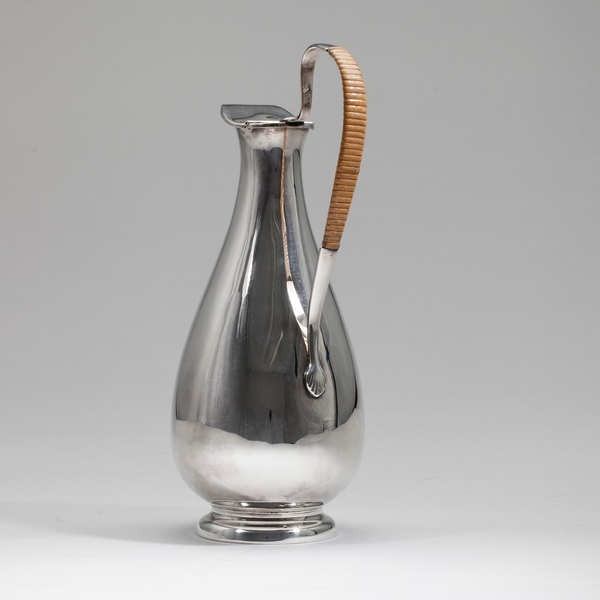 KANNA, silver, Hopeatehdas, Helsingfors 1966. Vikt ca 385 g.
