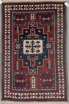 MATTA, orientalisk, old. Ca 194x128 cm.