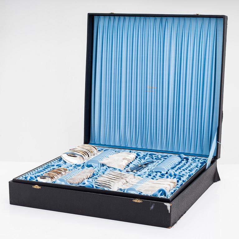 Bestickuppsättning, 38 dlr, silver, "Musslan", Auran Kultaseppä, Åbo 1951-57. Besticklåda.