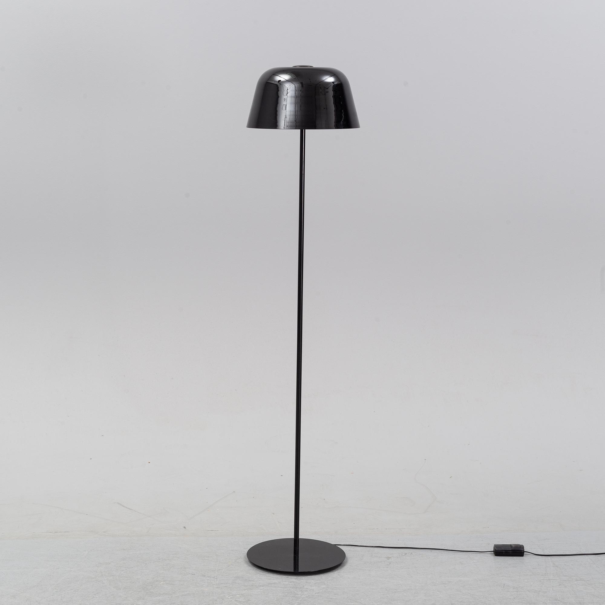 Marco Piva, a 'Ayers TR 38' floor light, Leucos, Italy.