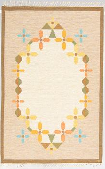 ULLA PARKDAL, A CARPET, flat weave, ca 256,5 x 166 cm, signed UP.