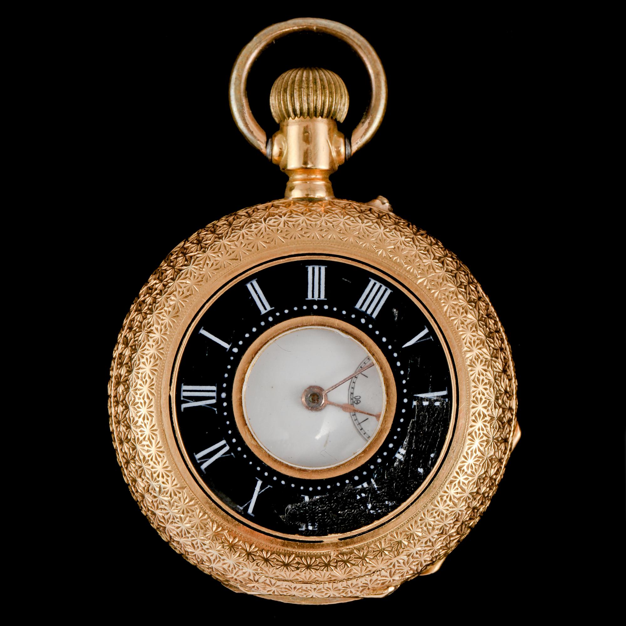 FICKUR, 18 k, 1900-talets första hälft, total vikt 40 g.