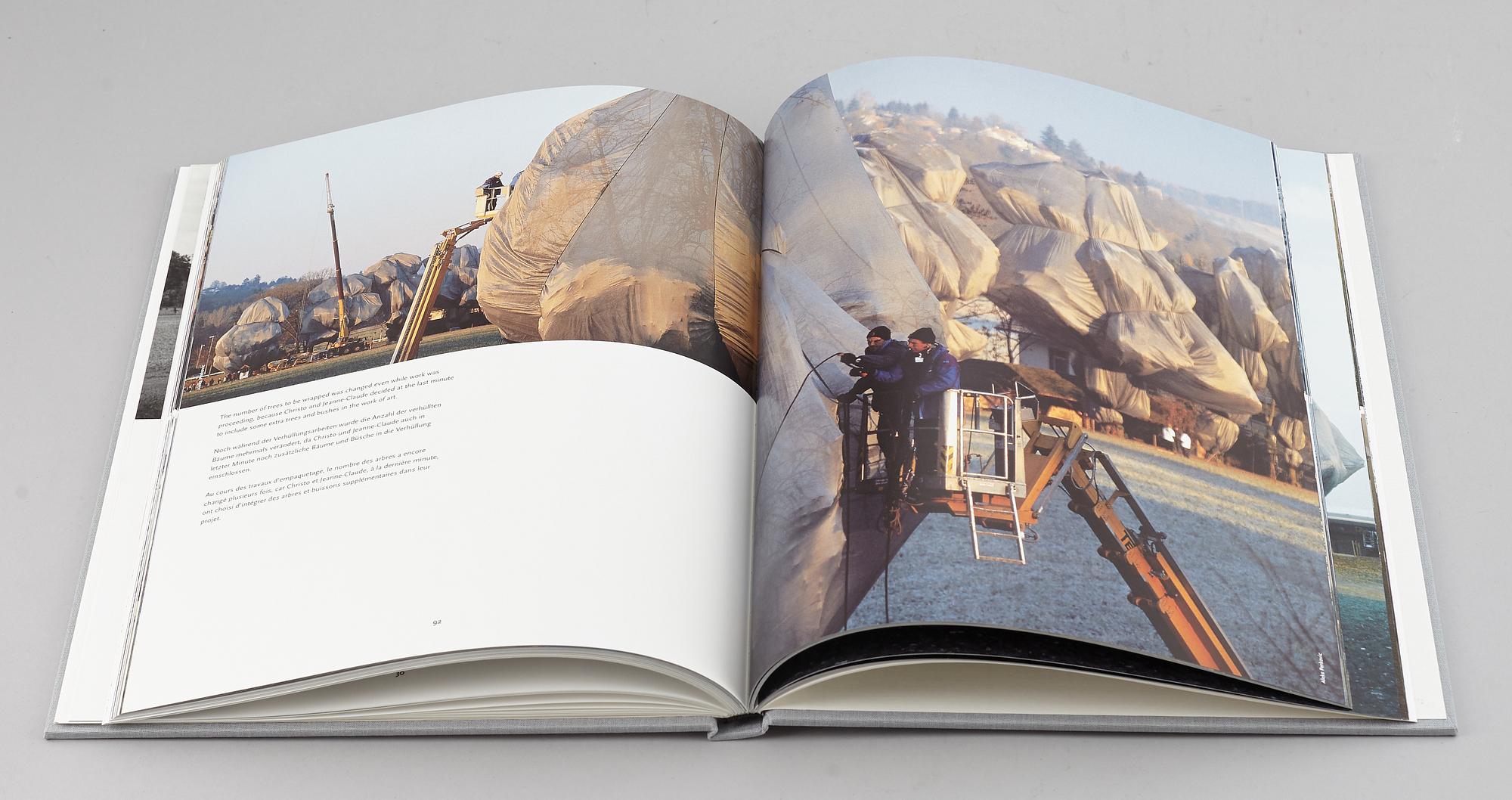 BOOK, "Christo and Jeanne-Claude, Wrapped Trees, Basel 1997–1998", 641/1000.