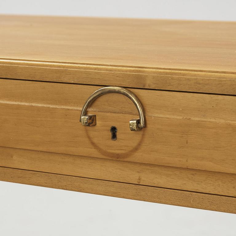 A Josef Frank mahogany sideboard for Svenskt Tenn, model 821.
