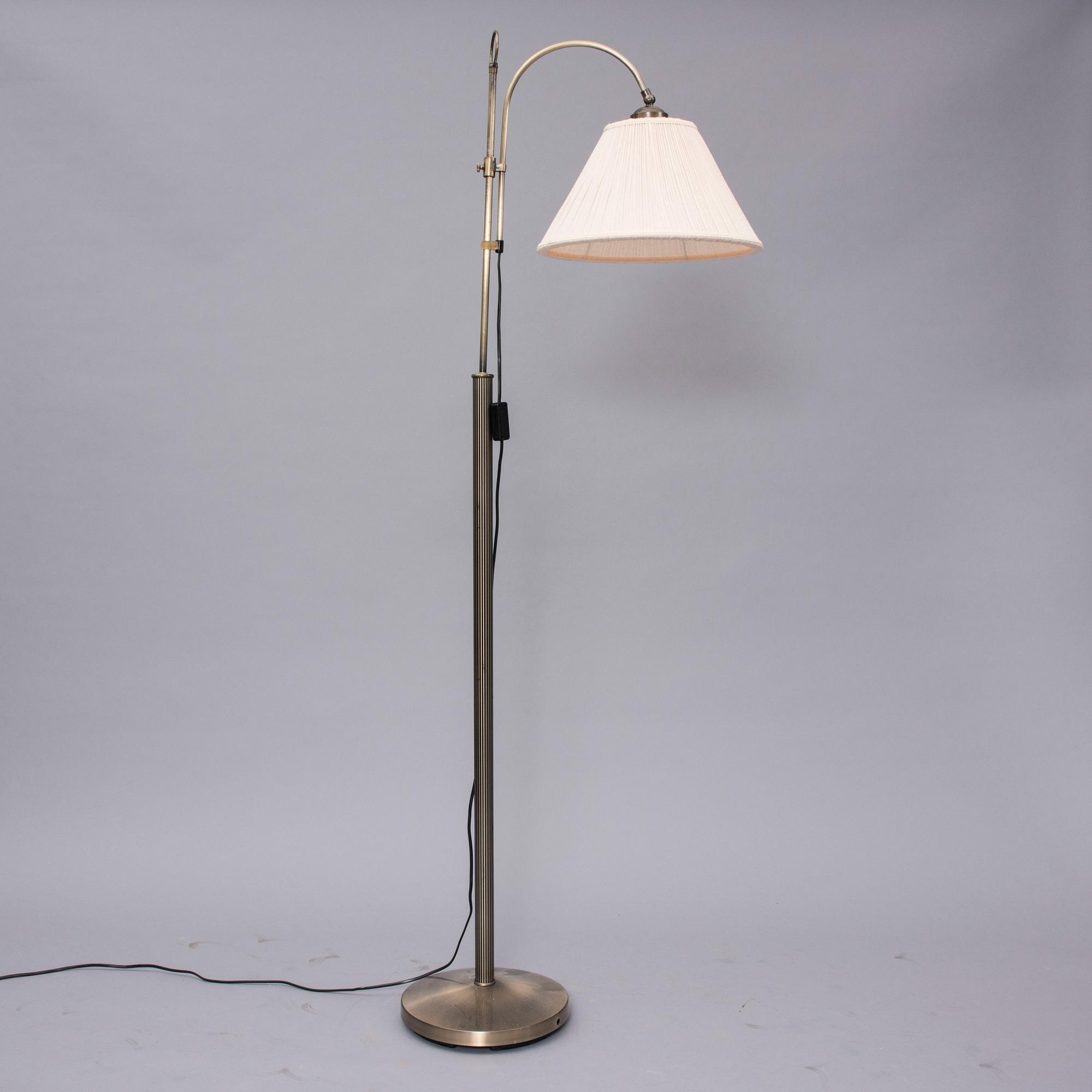 GOLVLAMPA, 1900-talets slut.