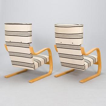 Alvar Aalto, a pair of 1960s '401' armchairs for Artek.