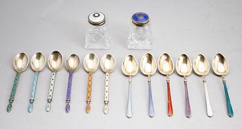 SILVERFÖREMÅL, 14 delar, bla J Tostrup, Norge. Vikt ca.