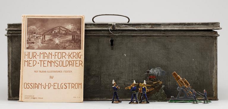 TENNSOLDATER, och tillbehör ca 250 delar, 1900-talets början och 1900-talets mitt.