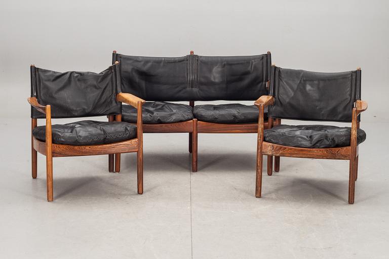 KARMSTOLAR, ett par samt SOFFA, jakaranda, Gunnar Myrstrand för Källemo. 1960-tal. CITES-intyg medföljer.