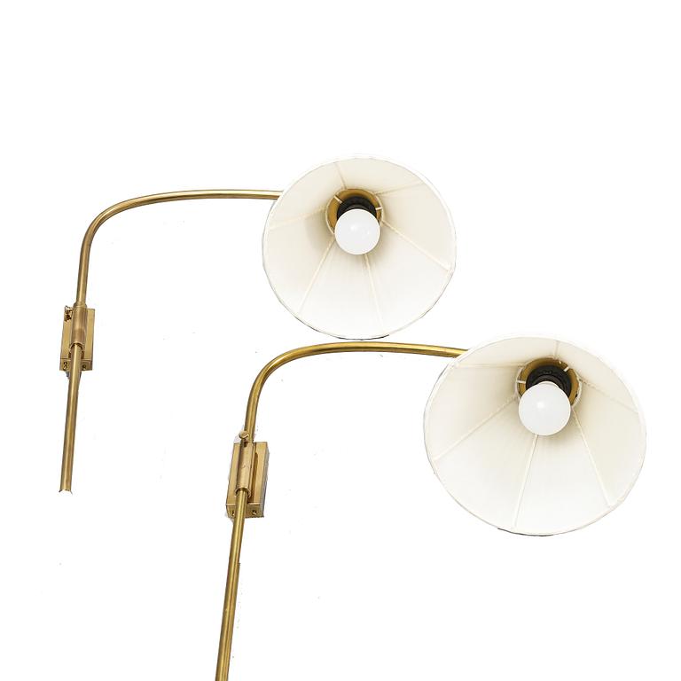 Josef Frank, a pair of brass wall lamps no 2484, Svenskt Tenn, Sweden.