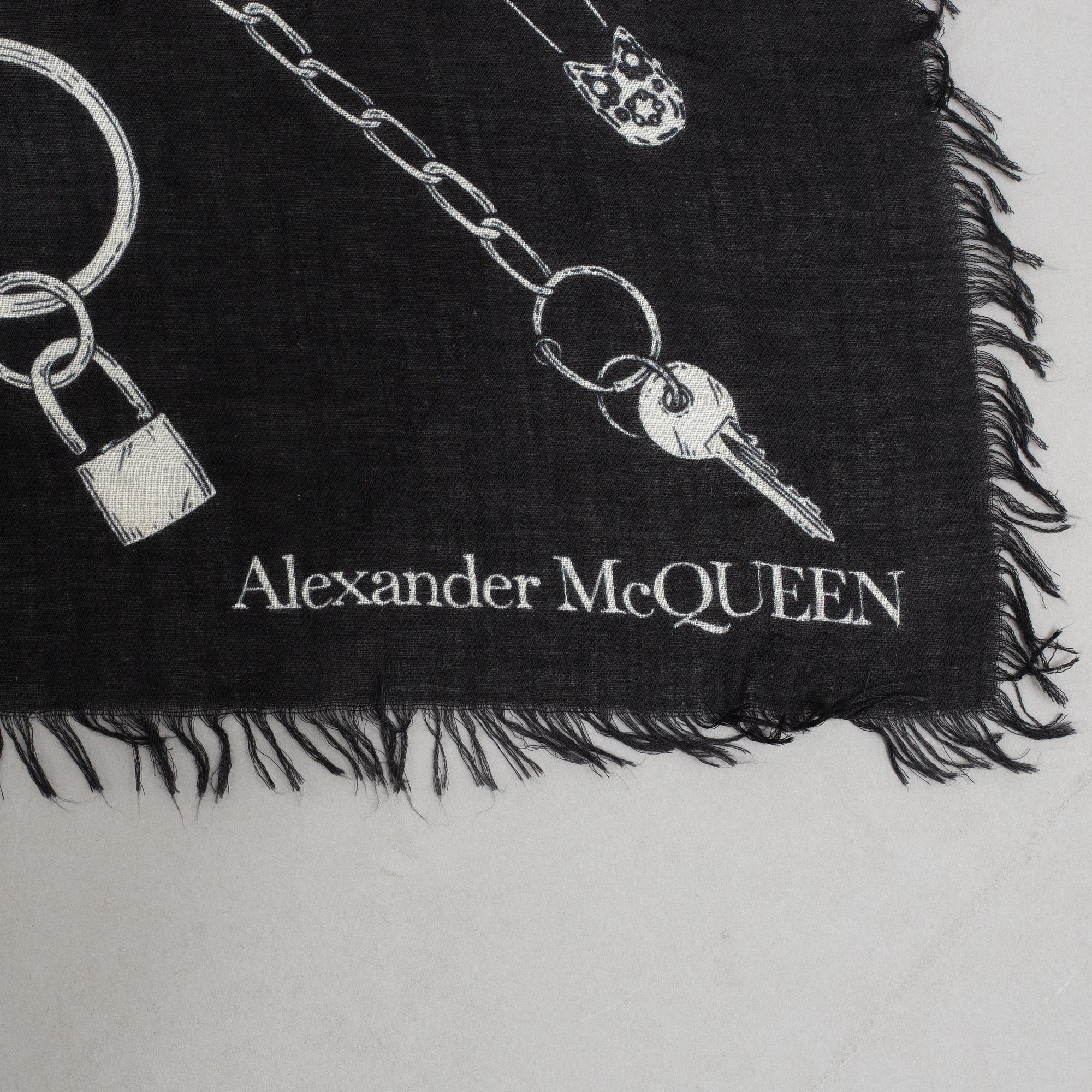 Alexander McQueen, a 'Chain Burst' shawl, 2019.