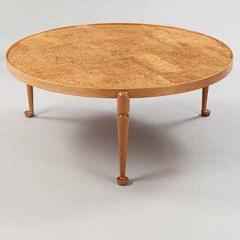 JOSEF FRANK, soffbord, Firma Svenskt Tenn, modell 2139.