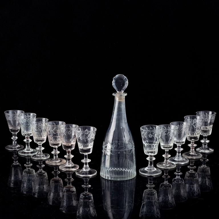 A matched set with a bottle and 11 glasses, 19th Century.