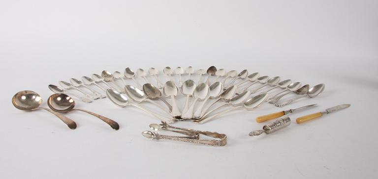 PARTI BESTICK, c:a 35 delar, silver, England och Sverige.