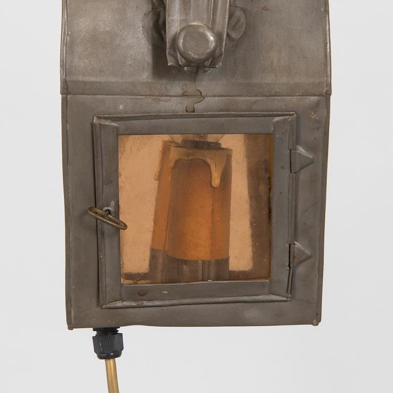 A 19th century lantern.