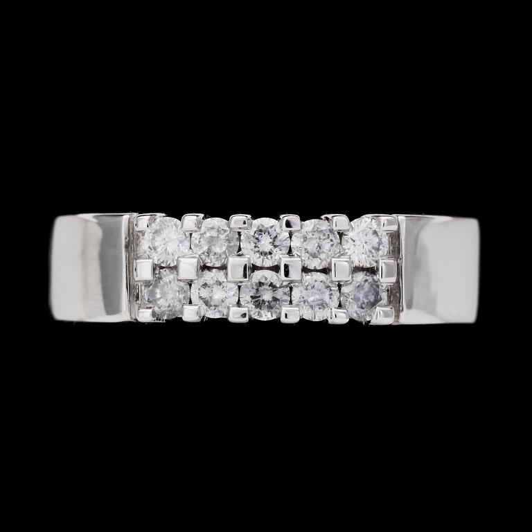 RING, briljantslipade diamanter, tot. 0.50 ct enl gravyr.