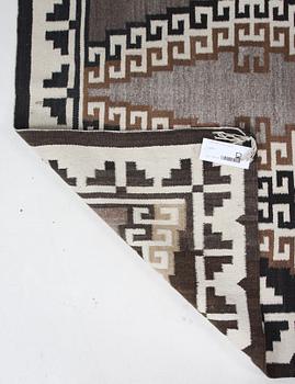 MATTA, kelim. 193x118.