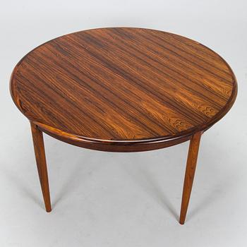 Niels Otto Møller, A 1950s dining table and six '77' chairs for J.L. Møllers Møbelfabrik Denmark.