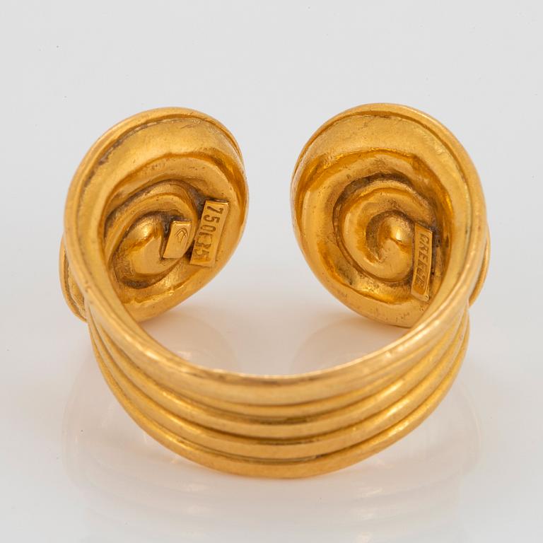 An 18K gold Ilias Lalaounis ring.