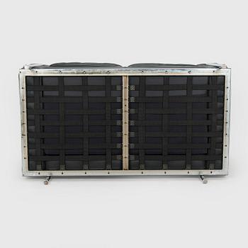 Pierre Jeanneret, Charlotte Perriand & Le Corbusier, soffa, "LC 2", Cassina, Italien.