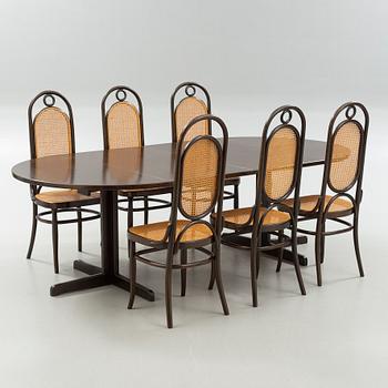 A diningroom furniture set of 7 pieces by Thonet from the second half of the 20th century.