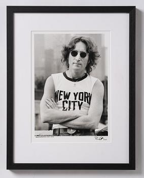 Bob Gruen, "John Lennon, NYC, 1974".