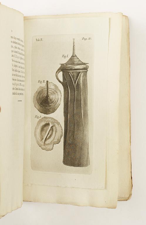 BOK, "Quatuor Monumenta Aenea e terra in Suecia eruta...", av Jonas Hallenberg, Stockholm 1802.