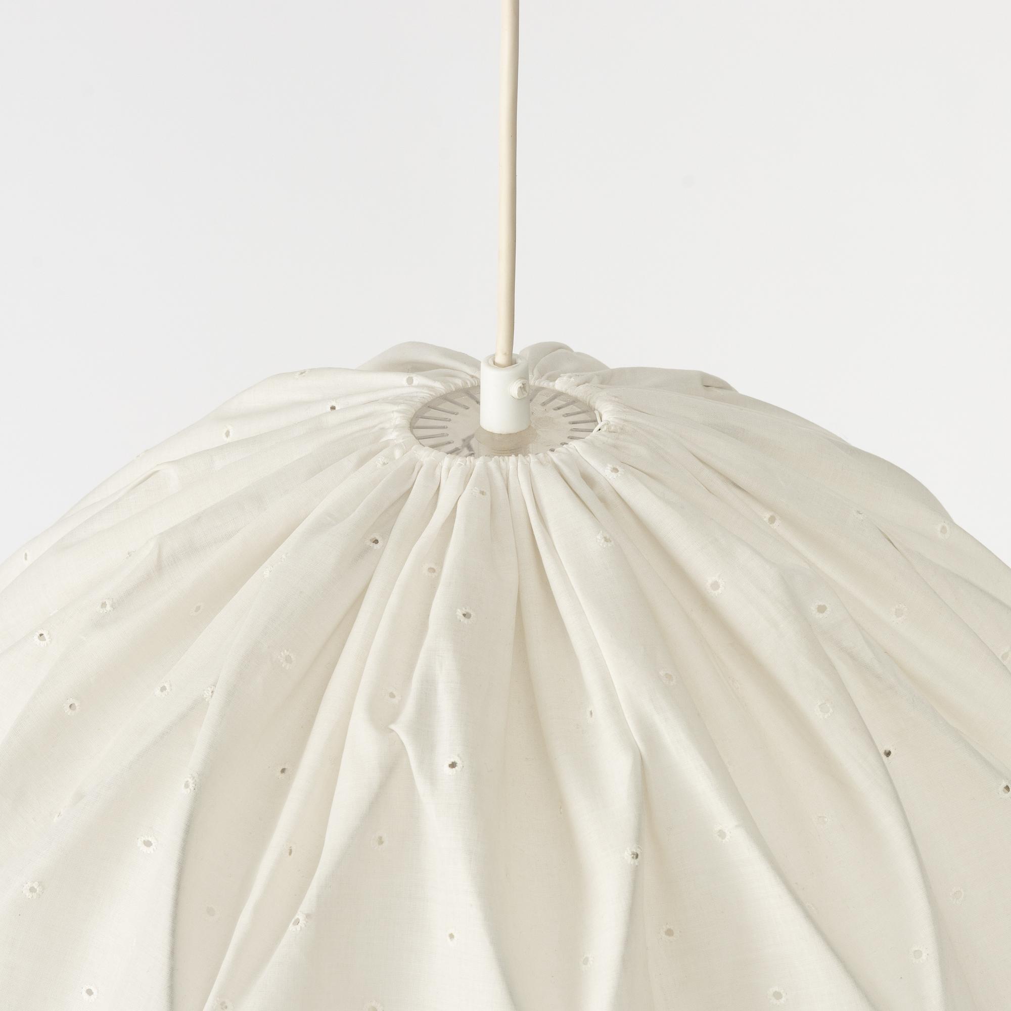 Tore Ahlsén, taklampa, "Pia-lampan", Gärsnäs.