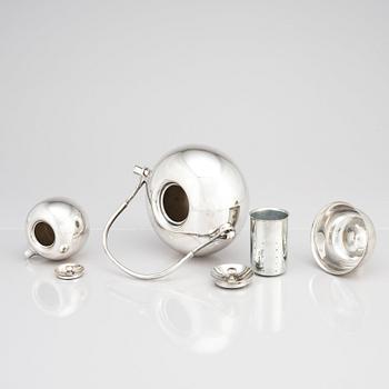 Vivianna Torun Bülow-Hübe, teservis med bricka, 5 delar, Dansk International Designs, försilvrad mässing.