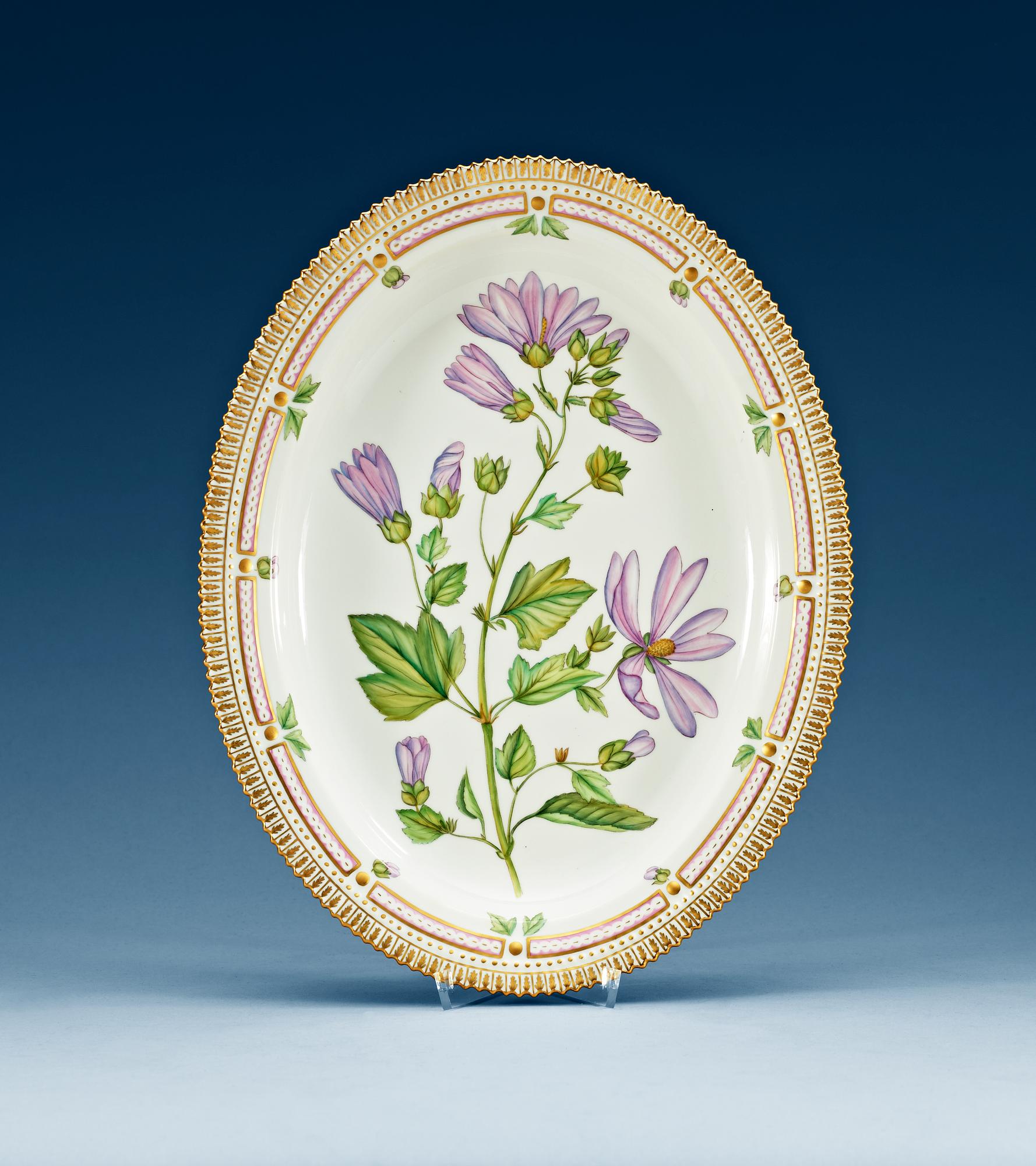 A Royal Copenhagen 'Flora Danica' dish, 20th Century.
