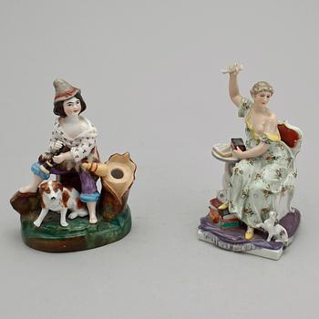 FIGURINER, 2 st, porslin, möjligen Tyskland, 1900-tal.