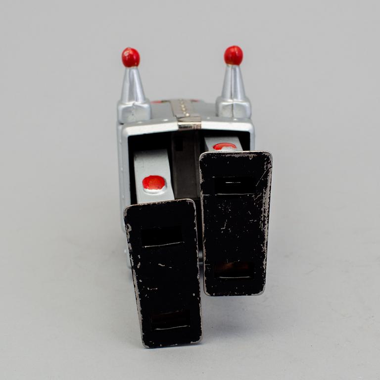 A tinplate Strenco robot ST-1, Germany, 1950s.