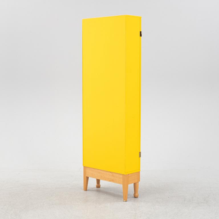 Mats Theselius, a 'National Geographic' cabinet from Källemo.