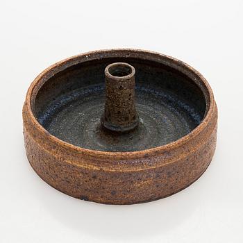 Raija Tuumi, a chamotte stoneware bowl, monogram signed RT, ARABIA.