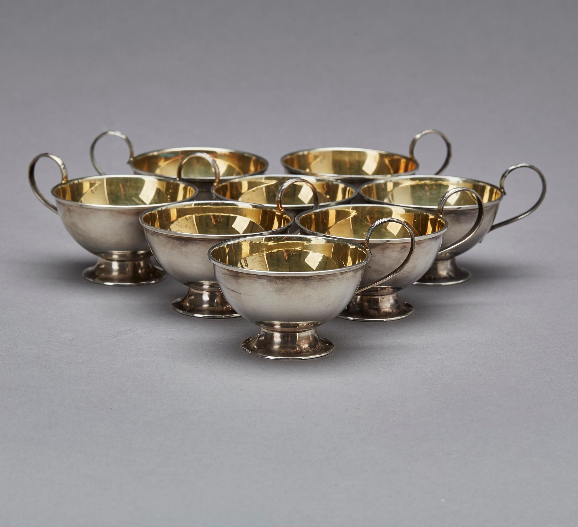 PUNCHMUGGAR, 8 st, silver GAB, Stockholm 1949, vikt ca 266 g.