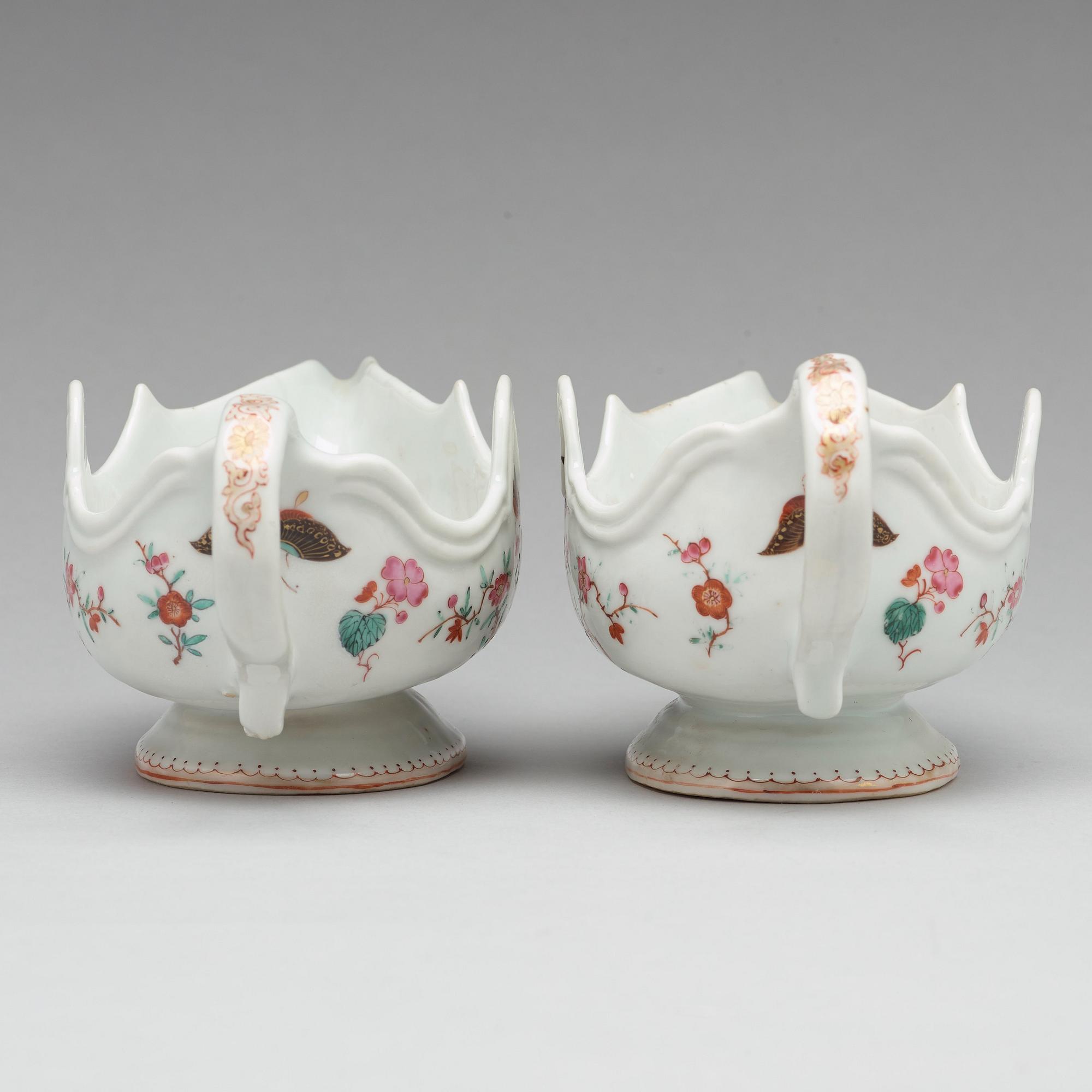 A pair of famille rose sauce boats, Qing dynasty, Qianlong (1736-95).