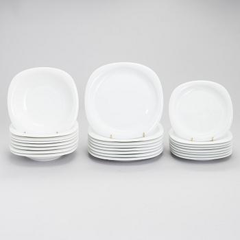 TIMO SARPANEVA, A 49-piece 'Suomi' tableware set in porcelain, Rosenthal Studio-linie, 1987-88. Design year 1976.