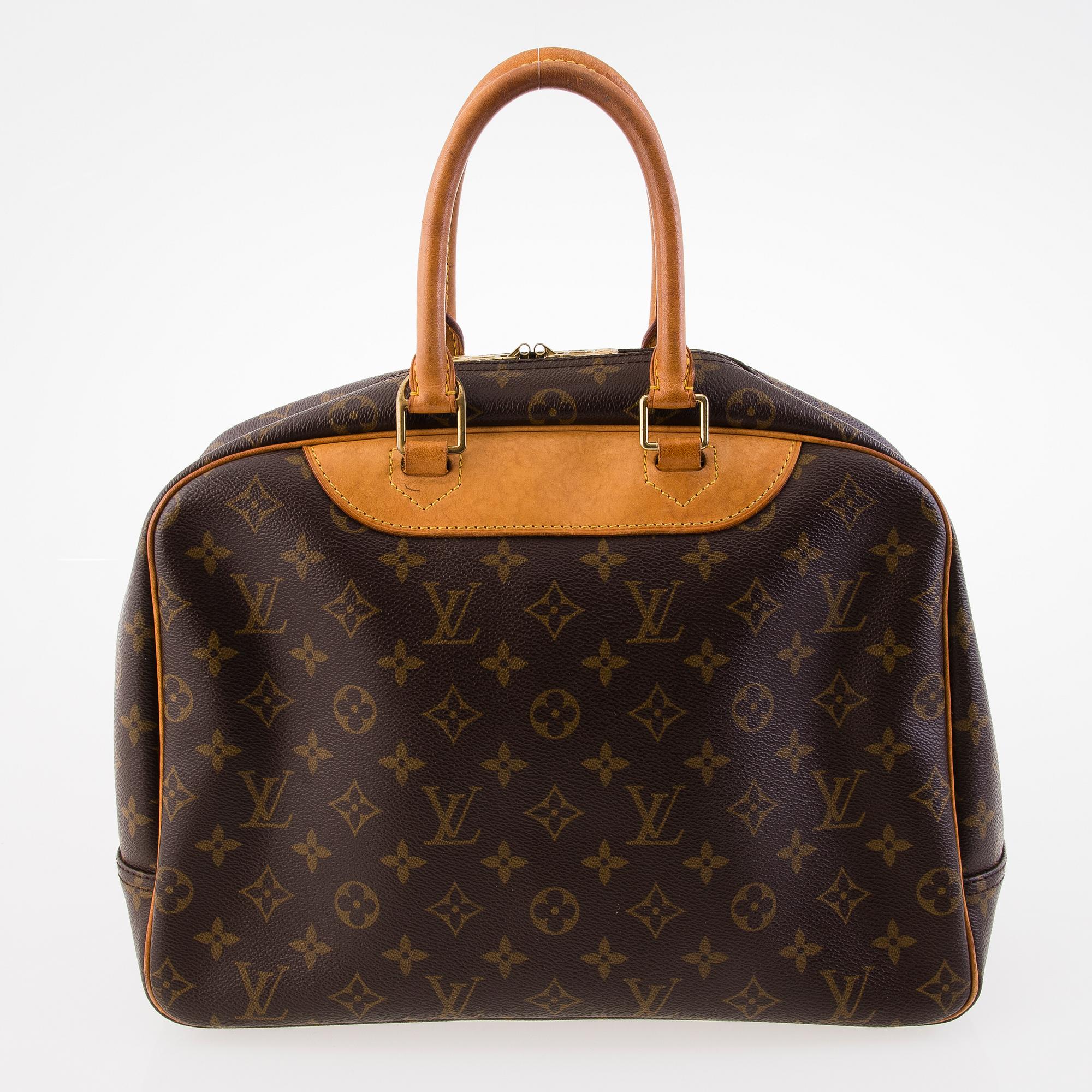 LOUIS VUITTON Deauville Bag.