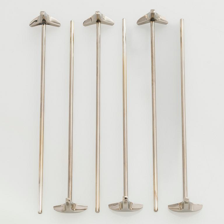 Kokoelma kattausesineitä, 17 osaa.