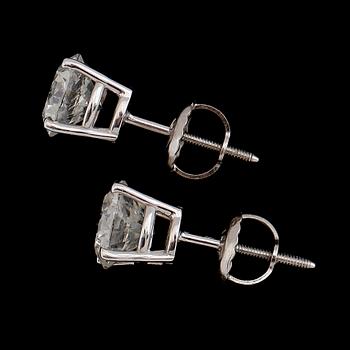ÖRHÄNGEN, 1 par, 14 k vitguld, briljantslipade diamanter tot ca 1.75 ct.