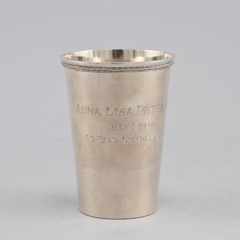 BÄGARE, silver, GAB, Stockholm 1958, vikt 165 g.