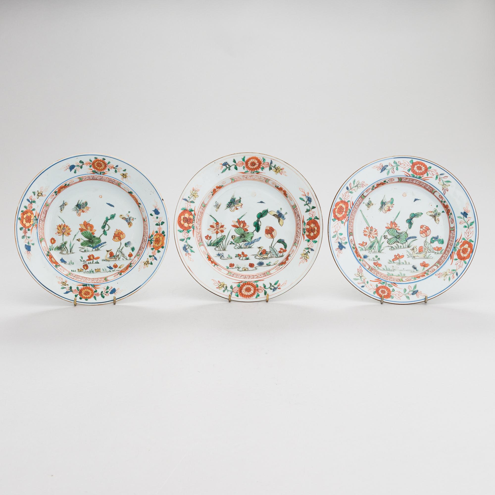 Lautasia, 6 kpl, posliinia, Kiina 1700-luku.